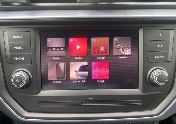 Seat Arona cena 59900 przebieg: 45900, rok produkcji 2019 z Poznań małe 137